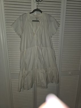 a new day White Short Sleeve Tiered Mini Dress **noted stain